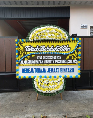 Papan Bunga Duka di Hinai
