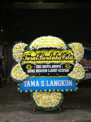 Papan Bunga Duka di Hinai