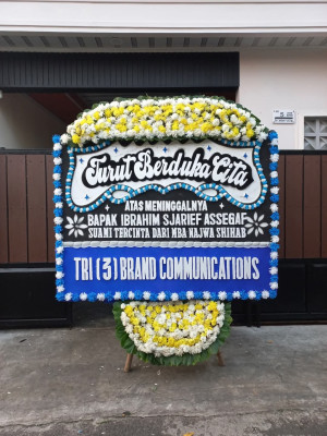 Papan Bunga Duka di Hinai